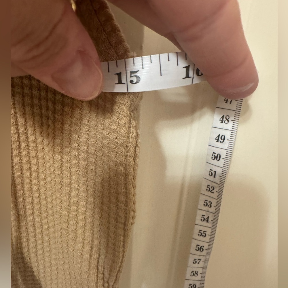 Aerie Offline so much sweat tank - Picture 5 of 5